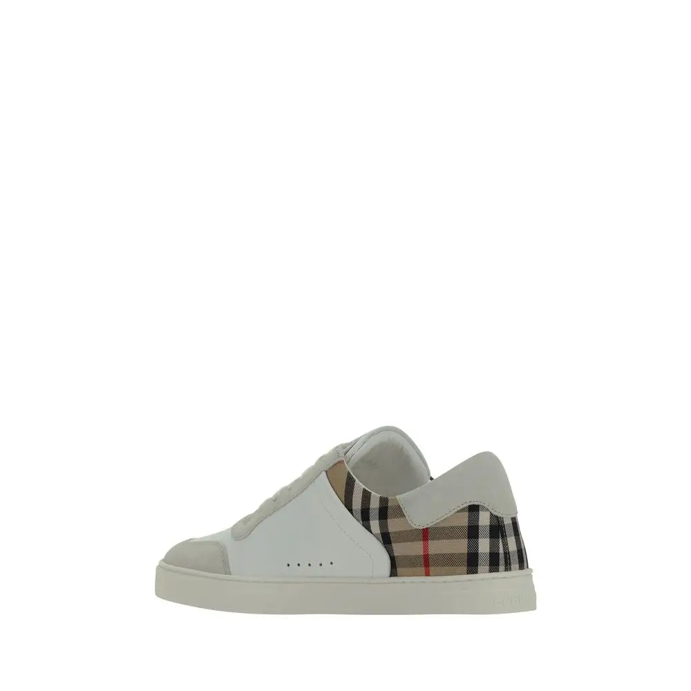 Burberry Weiße Low-Top-Sneaker aus Gummi