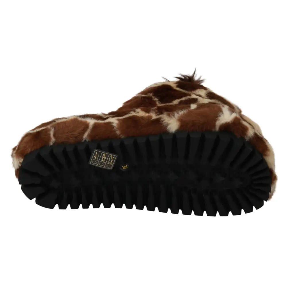 Dolce & Gabbana Braune Giraffe Hausschuhe Flache Sandalen Schuhe - EU35/US4.5