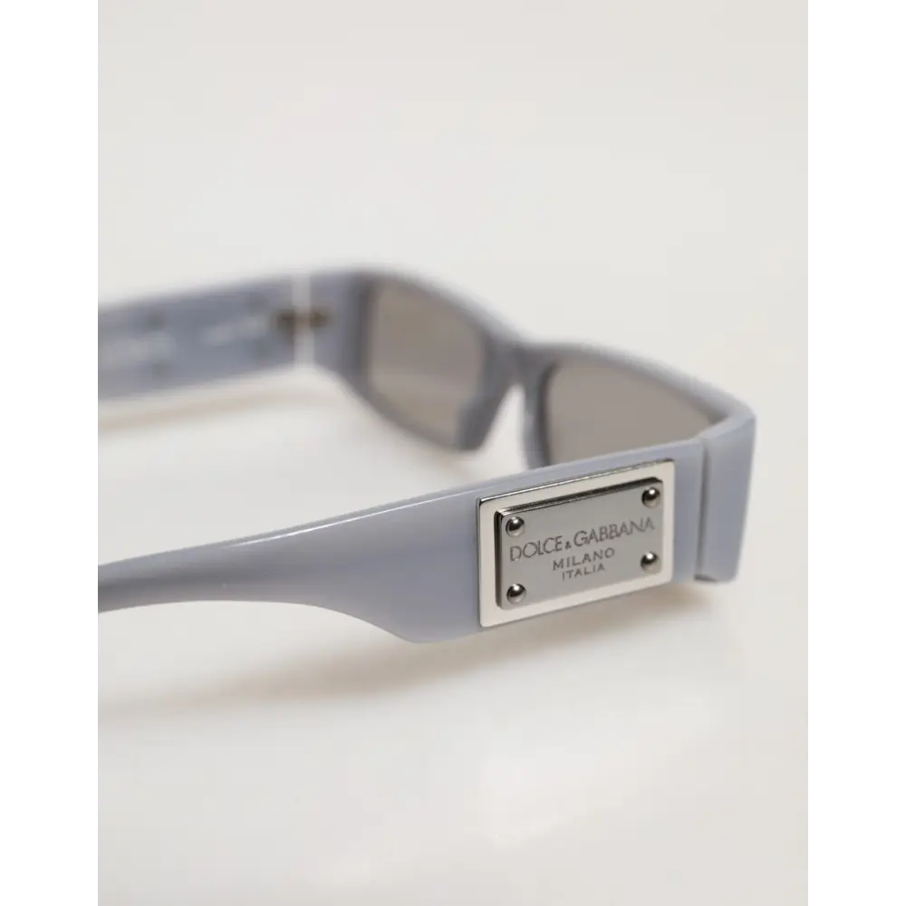 Dolce & Gabbana Re-Edition Sonnenbrille in Hellgrau