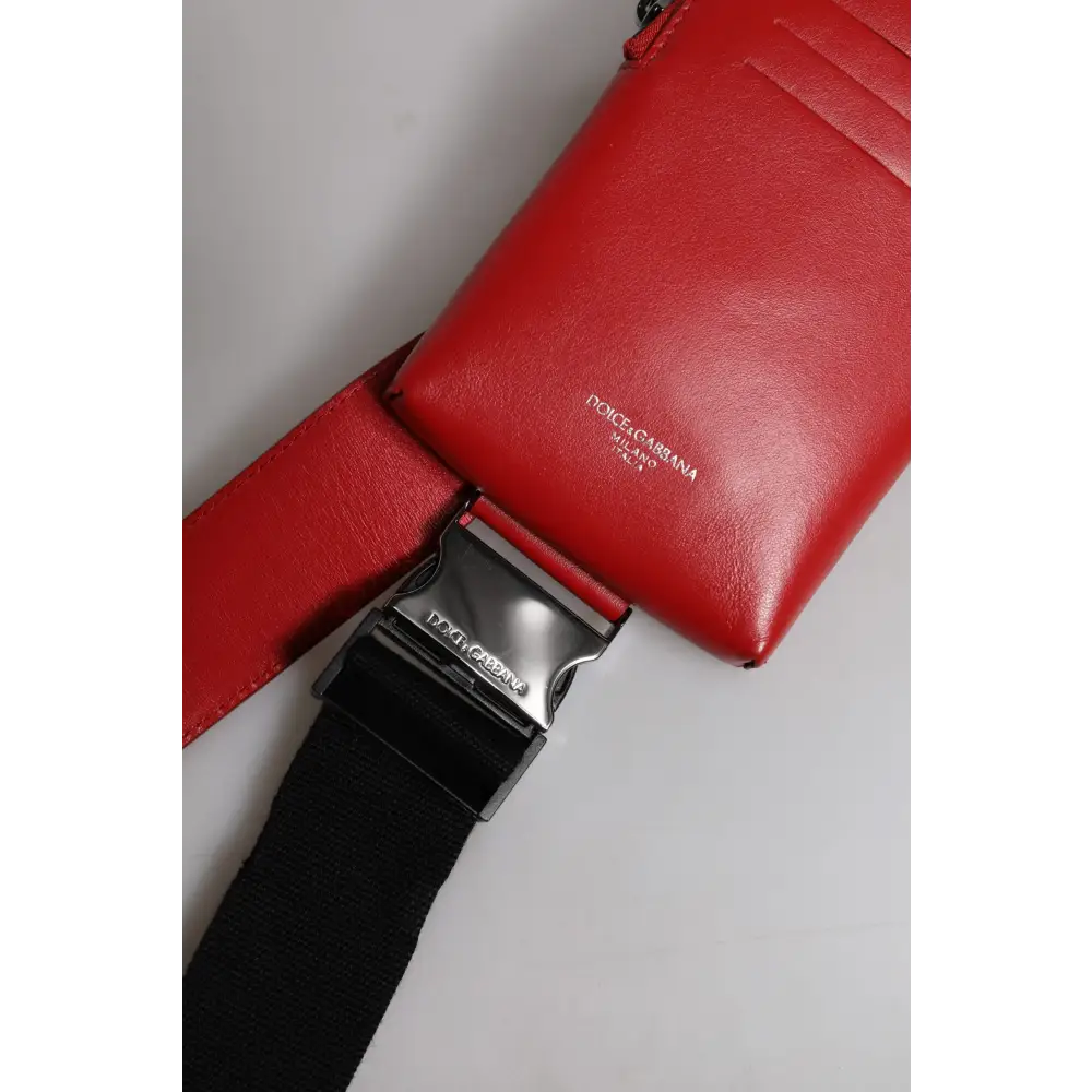 Dolce & Gabbana Rote Kalbsleder Logo Geldbörse Telefon Gürtel Gürteltasche