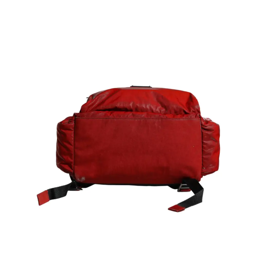 Dolce & Gabbana Rote Lackleder-Logo-Plakette Rucksack Tasche