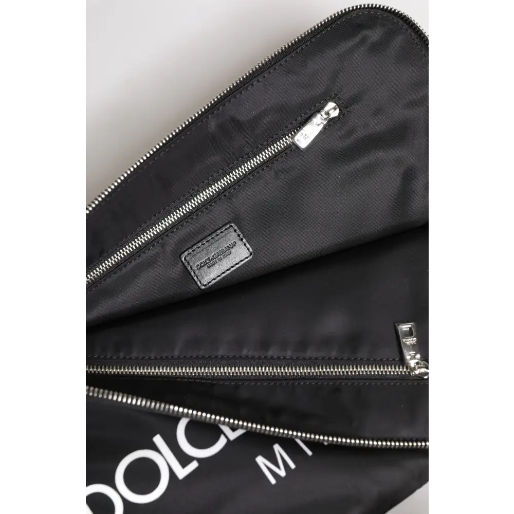 Dolce & Gabbana Schwarze DG Milano Print Nylon Pouch Clutch Tasche