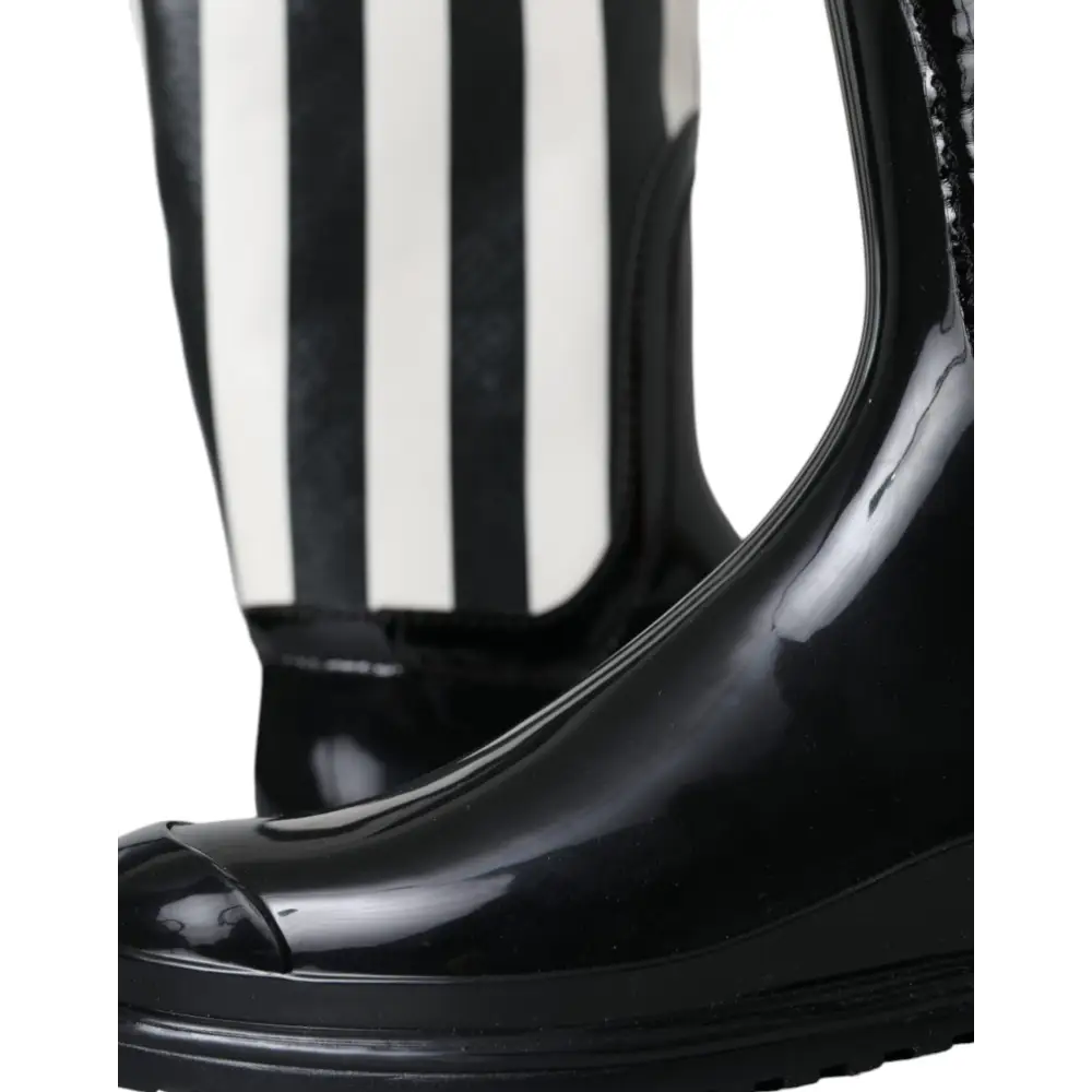 Dolce & Gabbana Schwarze kniehohe flache Gummistiefel Schuhe