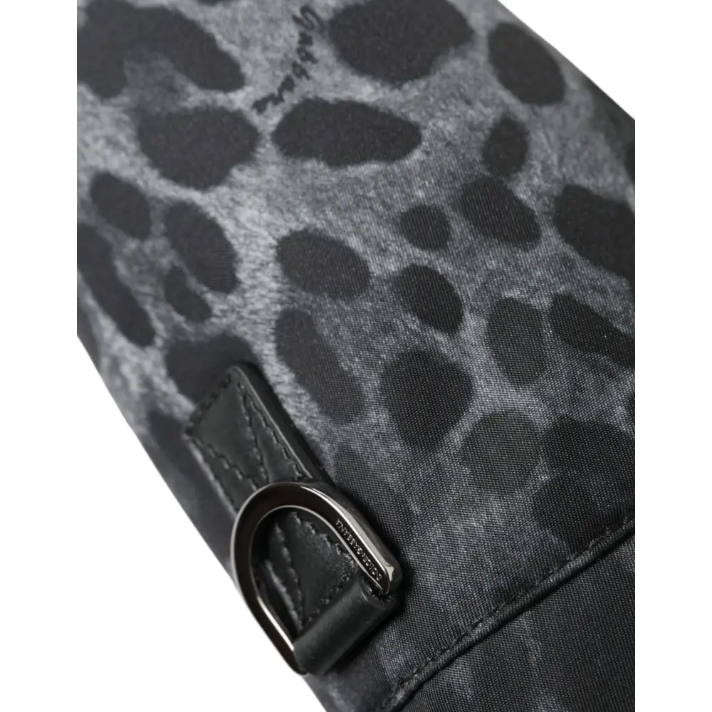Dolce & Gabbana Schwarzer Leopard Runde schlanke Tote Flaschenhaltertasche