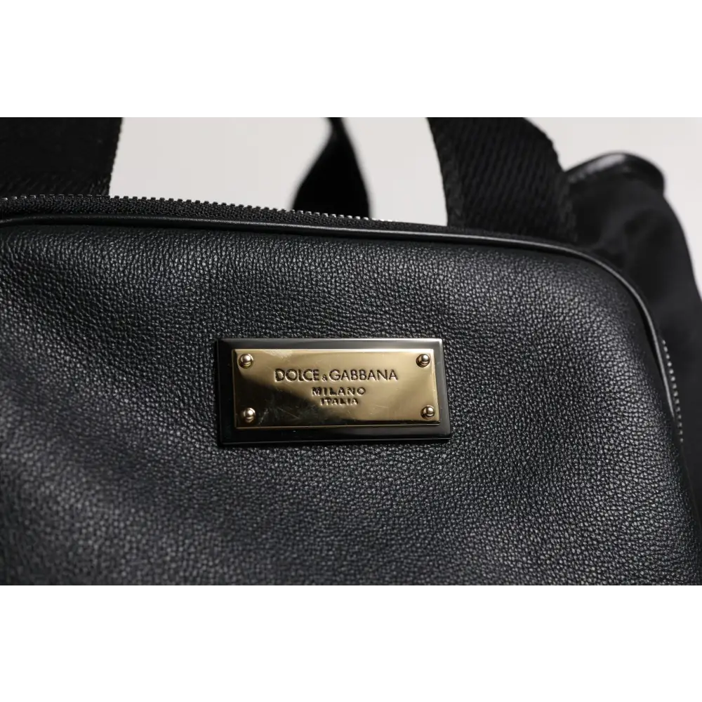 Dolce & Gabbana Schwarzer Schultergurt Pet Carry Logo Plaque Tasche