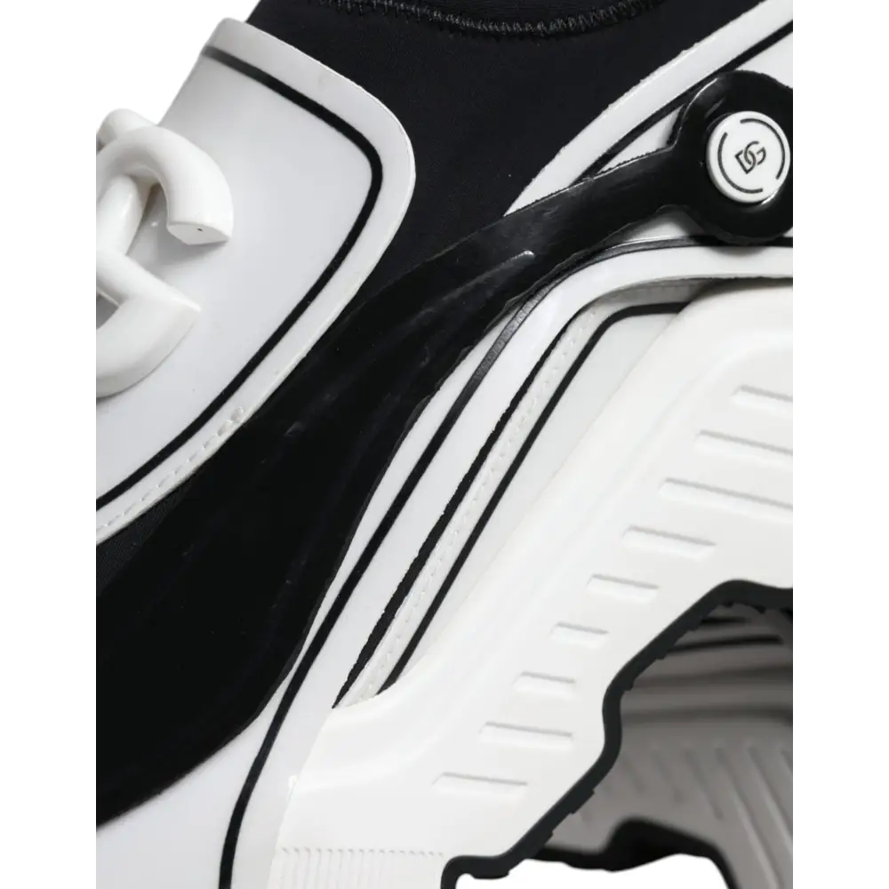 Dolce & Gabbana Weiß Schwarz Logo Plaque Daymaster Turnschuhe Schuhe - EU39/US6