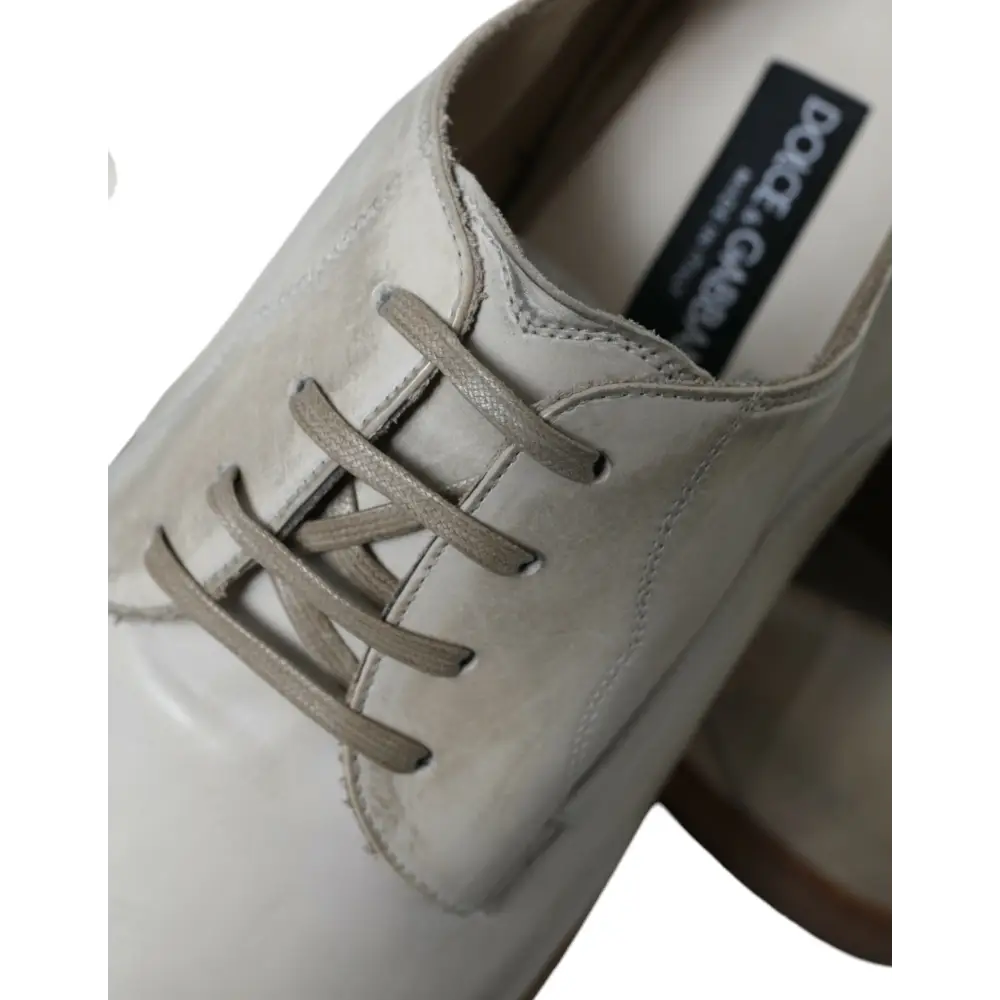 Dolce & Gabbana Weiße Derby-Schuhe aus Leder im Used-Look - EU43.5/US10.5