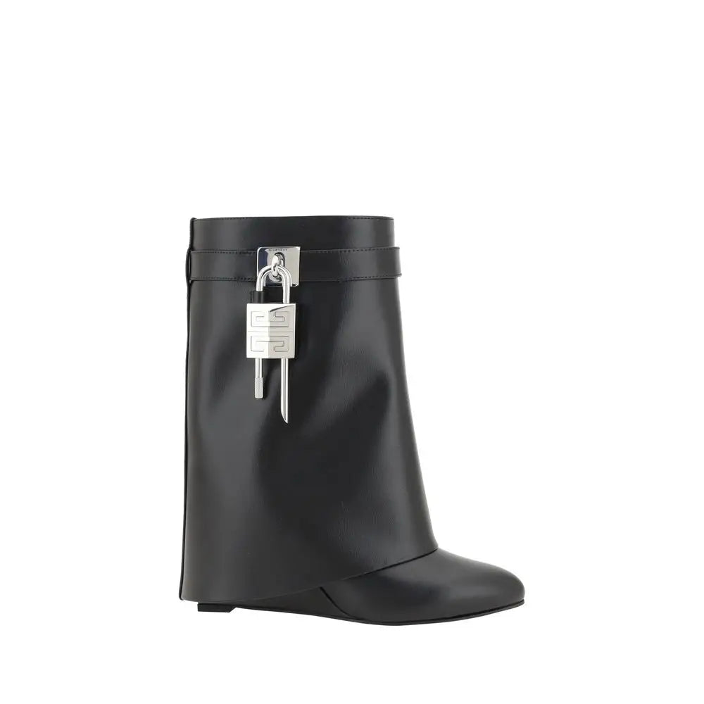 Givenchy Schwarze Kalbshaut Bos Taurus Stiefeletten - EU36/US6