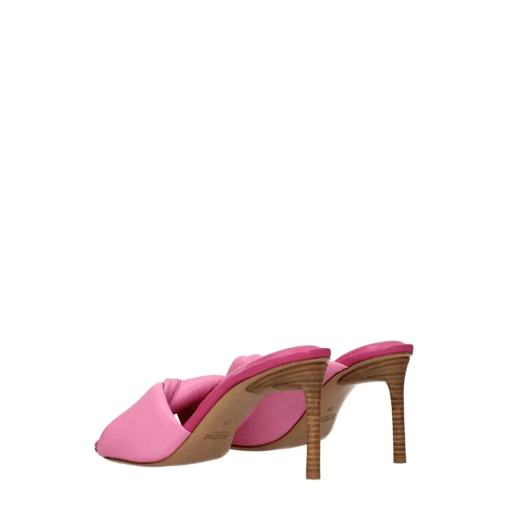 Jacquemus Pinke Leder-Stilettosandalen