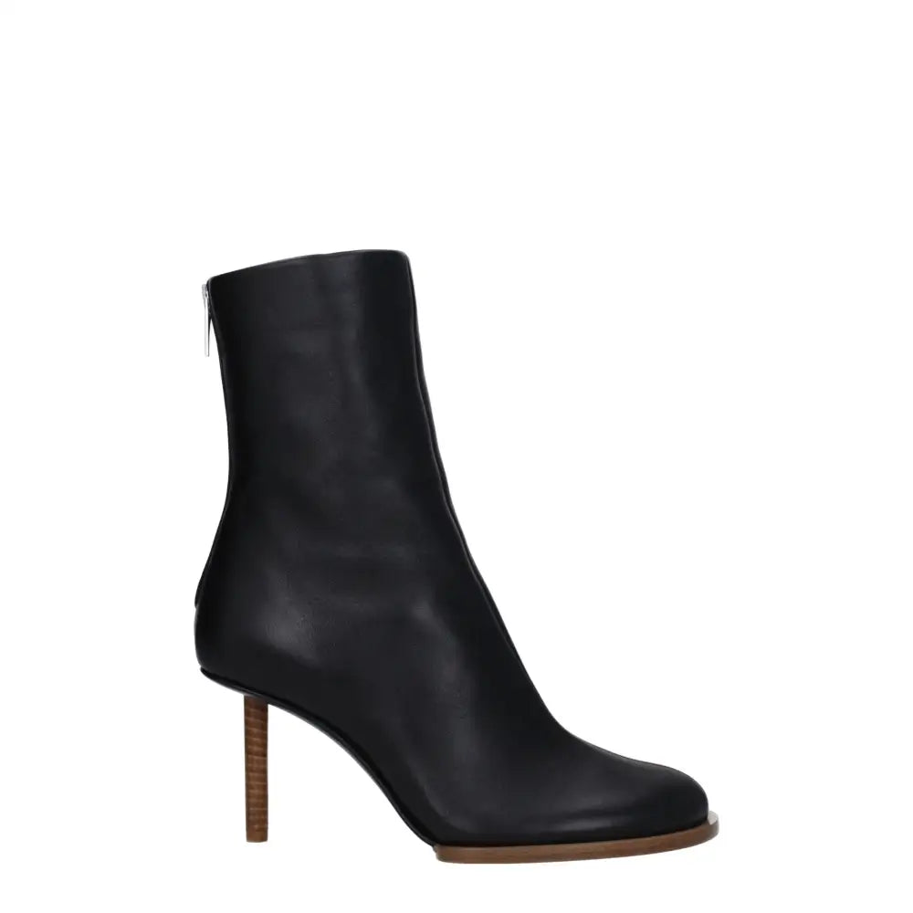 Jacquemus Schwarze Lederstiefeletten - EU39/US9