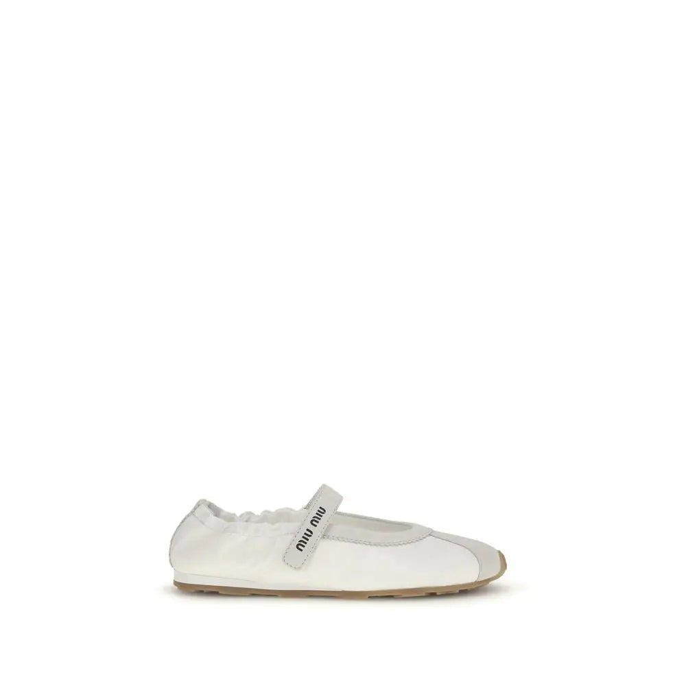 Miu Miu Weiße Ballerinas aus Stoff - EU37/US7