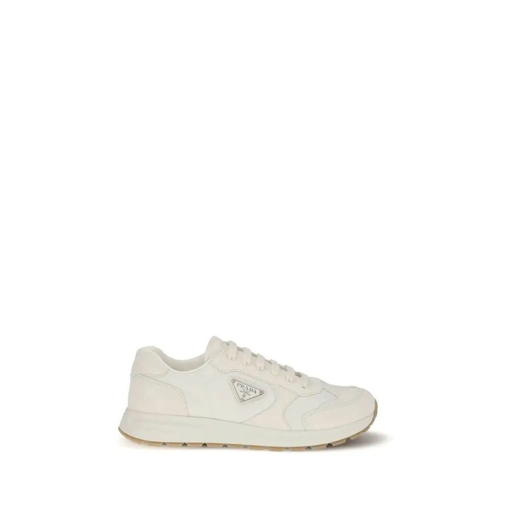 Prada Sneaker aus recyceltem Polyamid in Creme