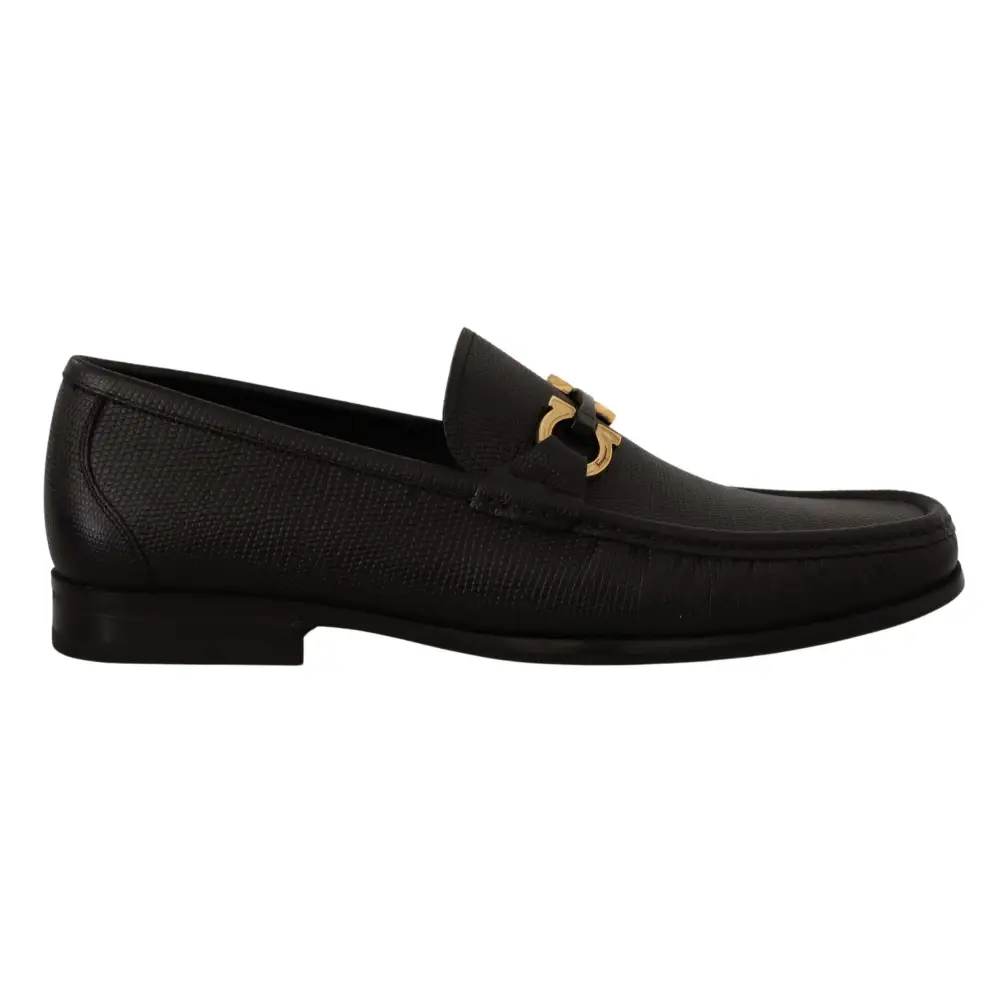 Salvatore Ferragamo Elegante Loafers aus schwarzem Kalbsleder