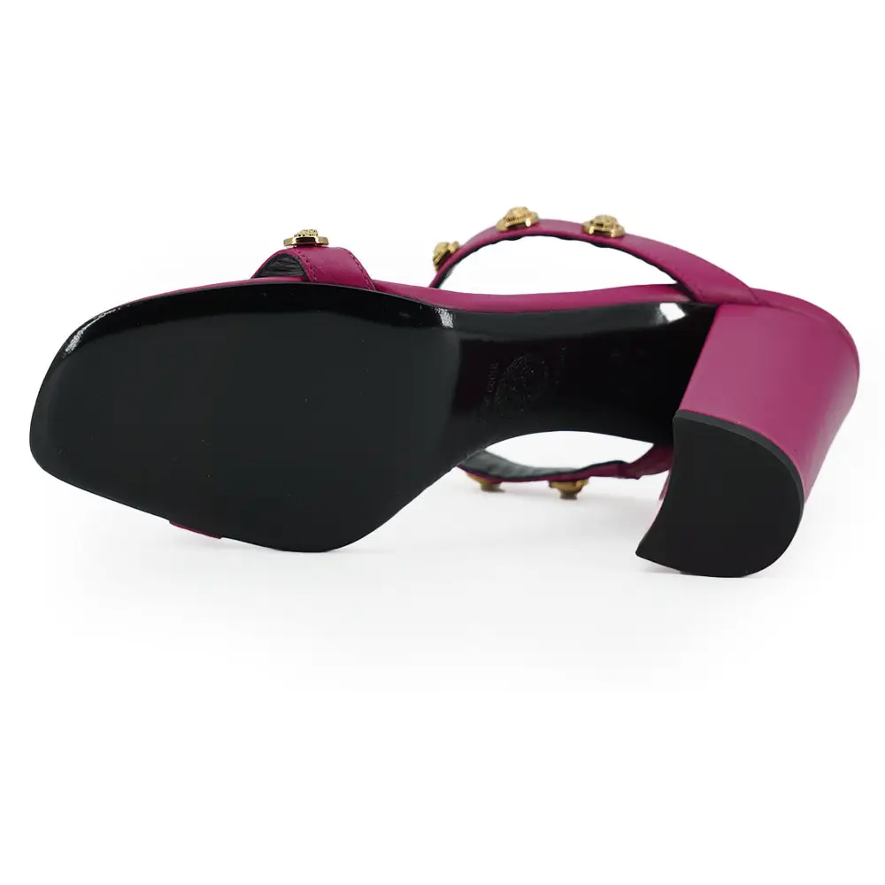 Versace Elegante hohe Sandalen aus lila Kalbsleder - EU37/US7