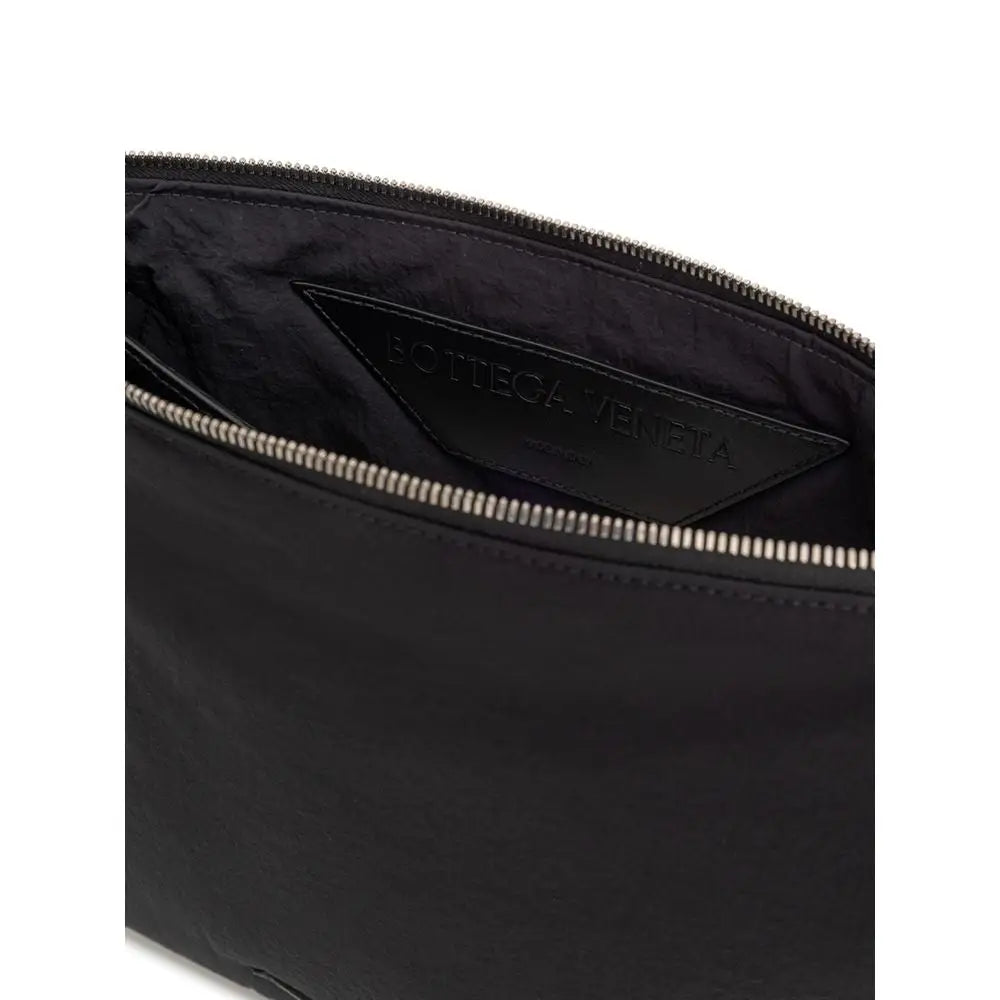 Bottega Veneta Schwarze Nylon-Clutch-Tasche