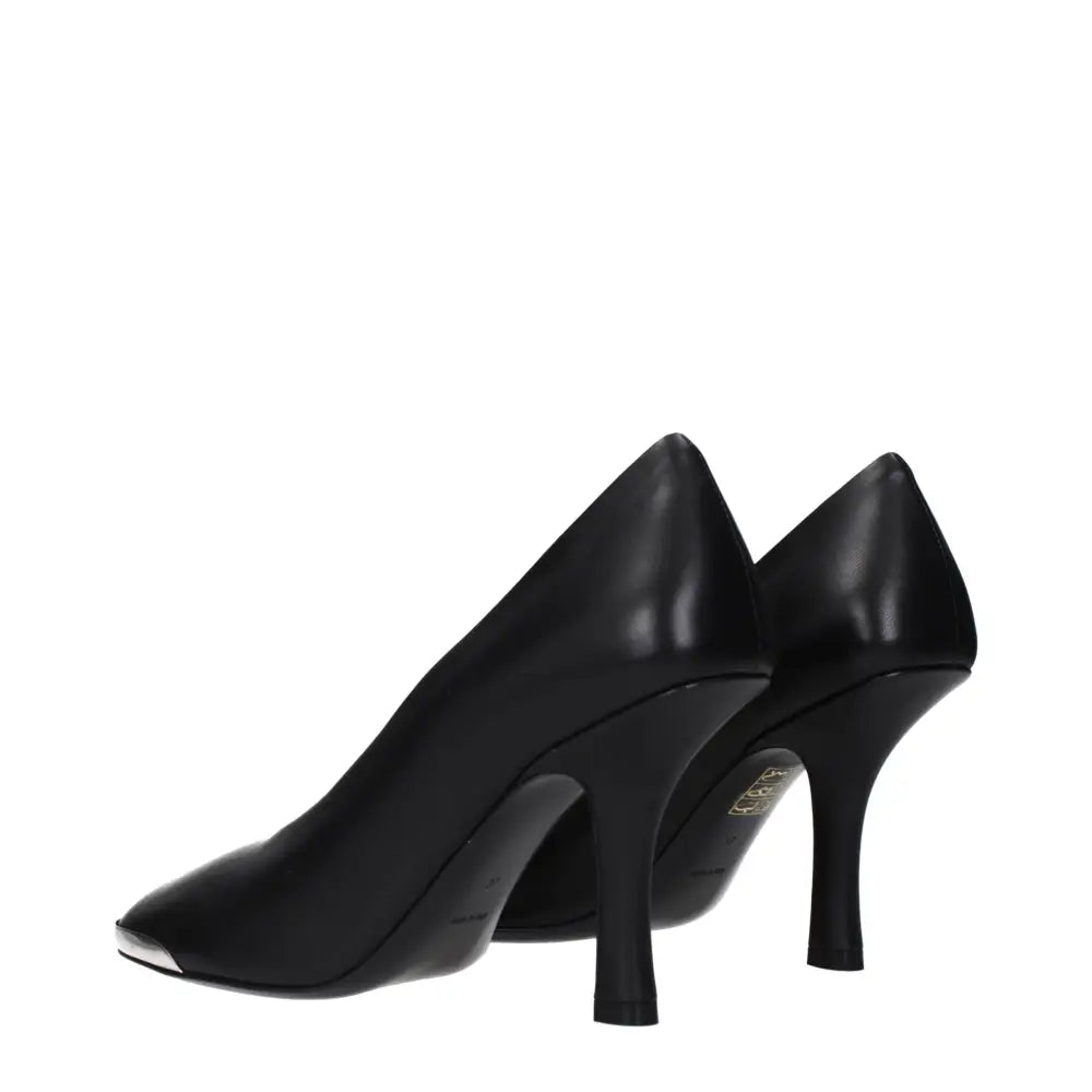 Burberry Schwarze Lederpumps