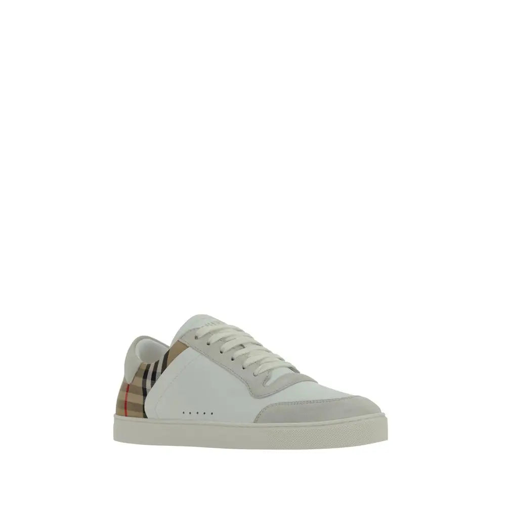 Burberry Weiße Low-Top-Sneaker aus Gummi