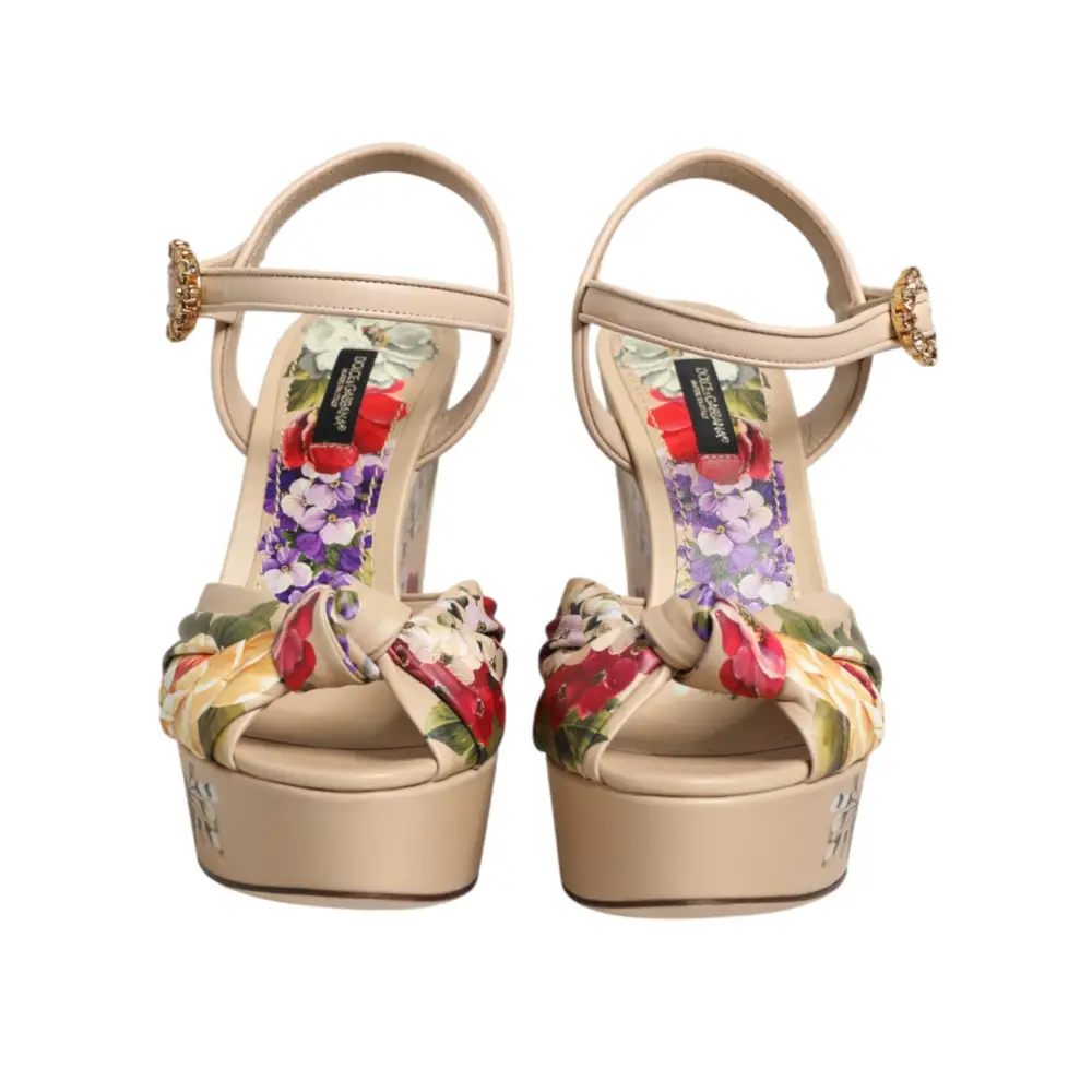 Dolce & Gabbana Beigefarbene Keil-Sandalen mit Blumenmuster und Knöchelriemen