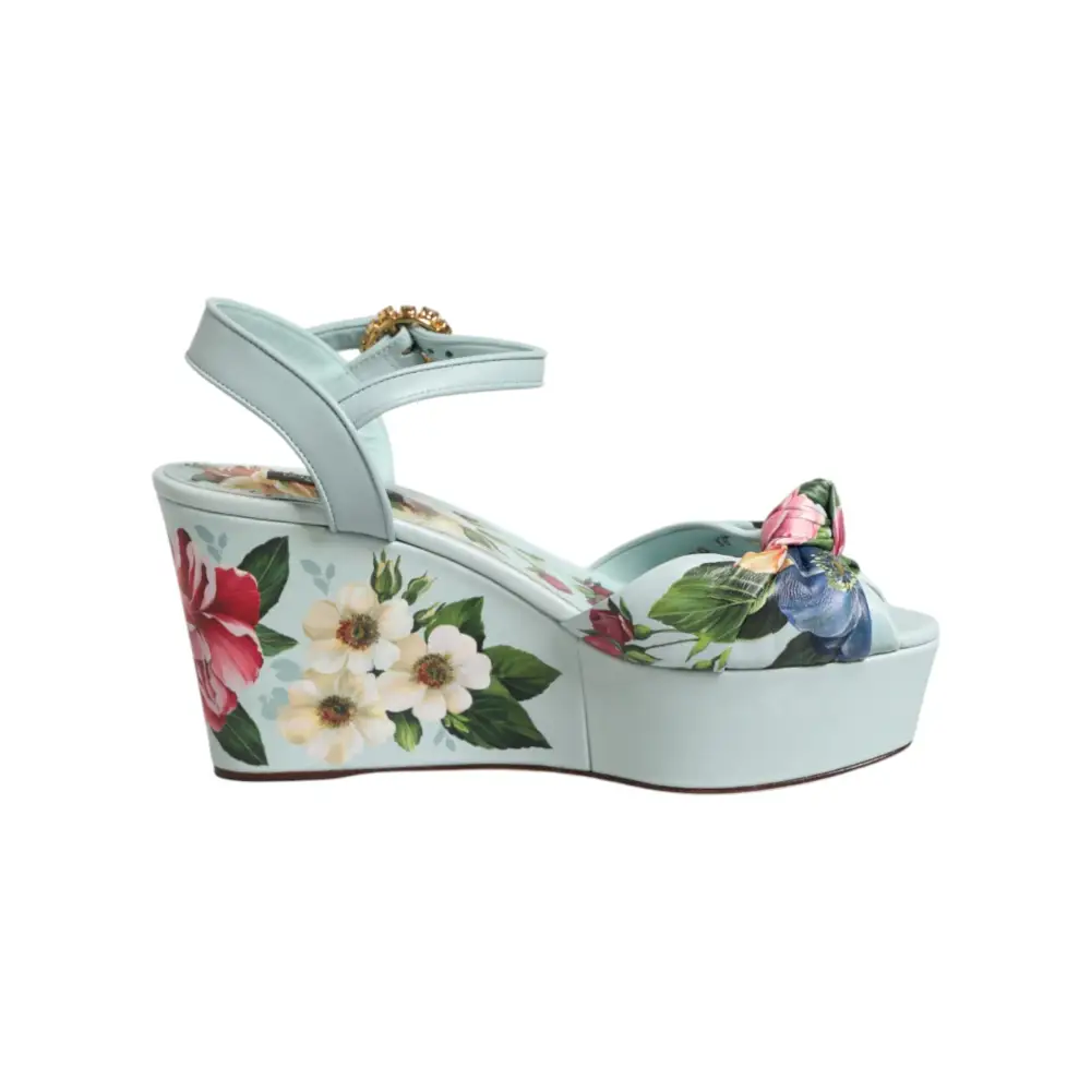 Dolce & Gabbana Grüne Blumen-Sandalen mit Knöchelriemen und Keilabsatz