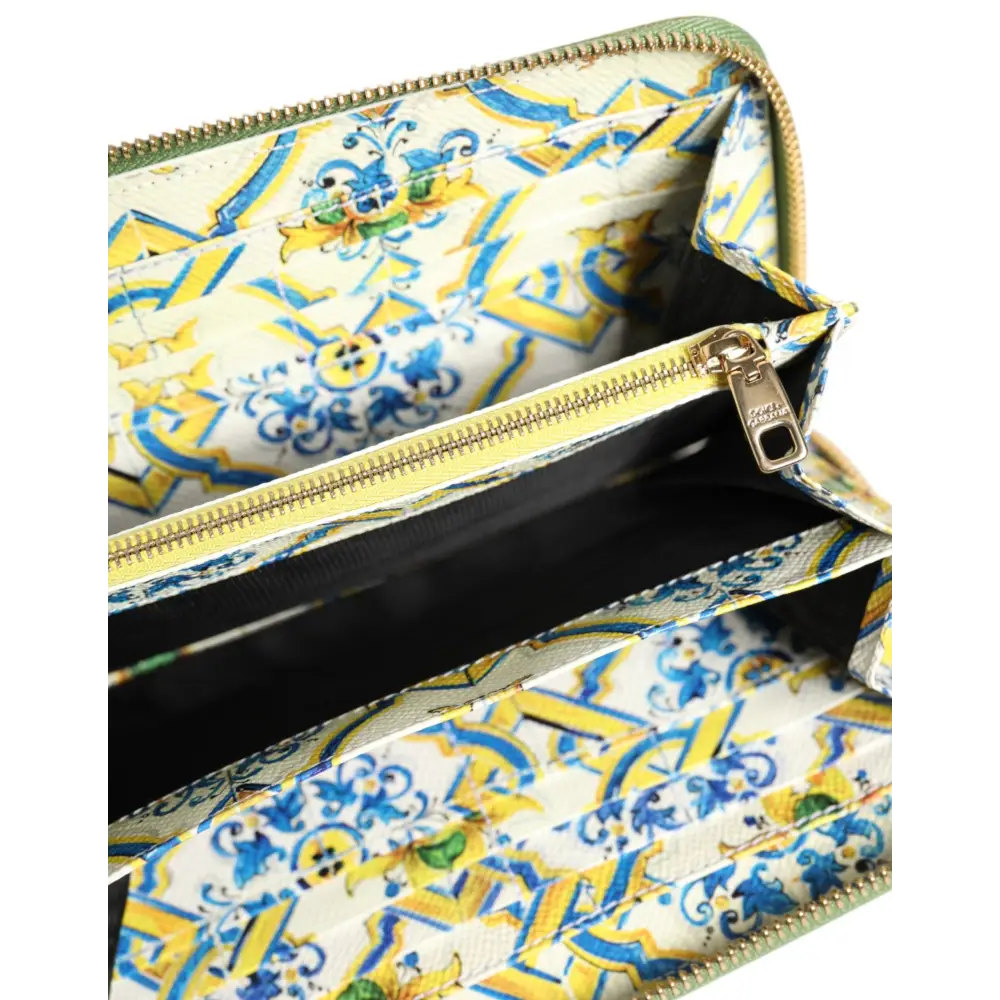 Dolce & Gabbana Grünes Leder Logo Plaque Zip um Continenta Brieftasche