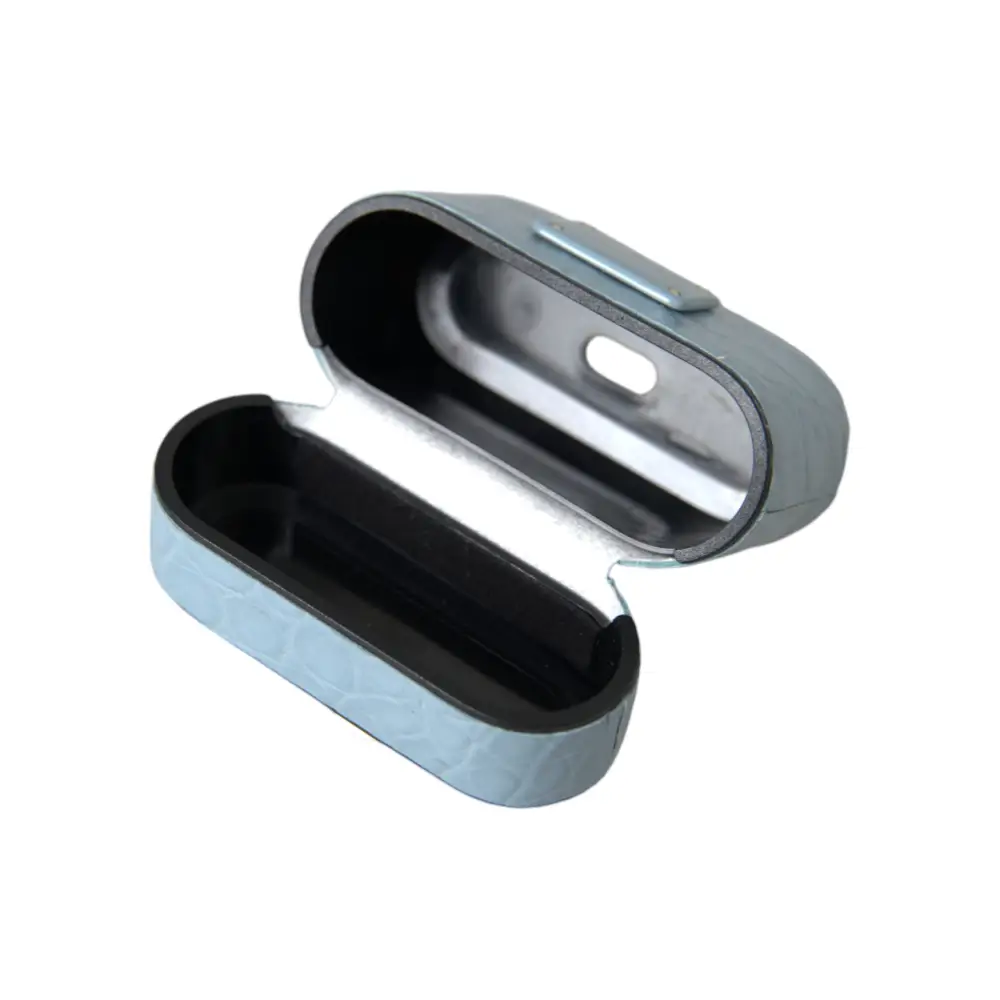 Dolce & Gabbana Hellblaue Leder Metall Logo Plaque Airpods Tasche