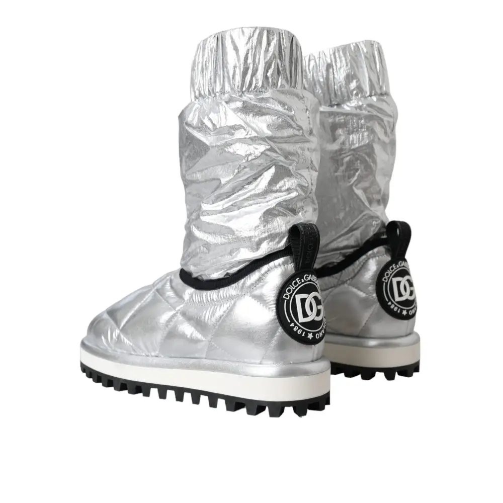 Dolce & Gabbana Metallic Silber gesteppt Logo Patch Stiefel Schuhe - EU39/US8.5