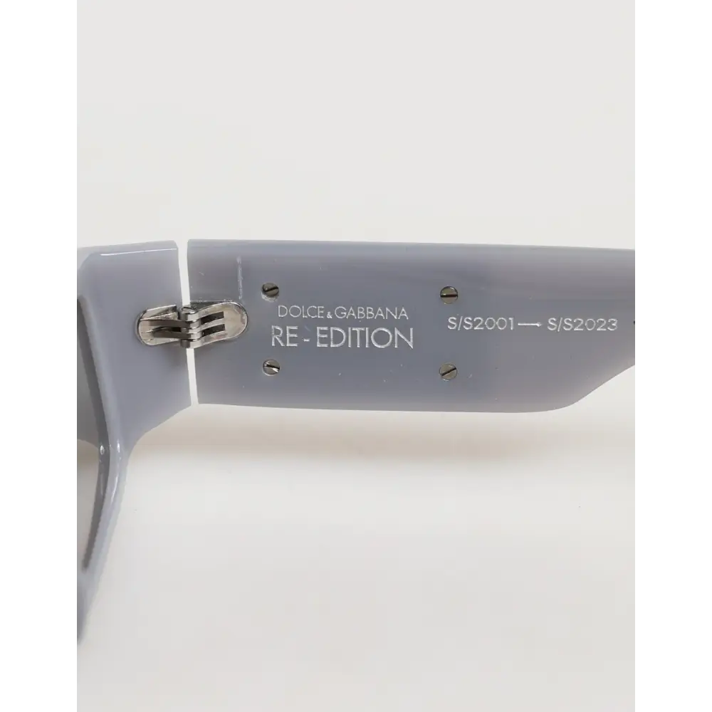 Dolce & Gabbana Re-Edition Sonnenbrille in Hellgrau