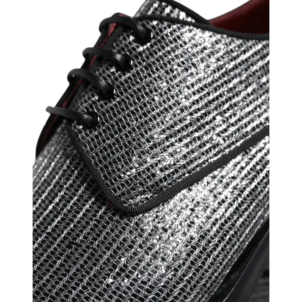 Dolce & Gabbana Silberne Polyurethan-Derby-Schuhe für formelle Anlässe - EU43/US10