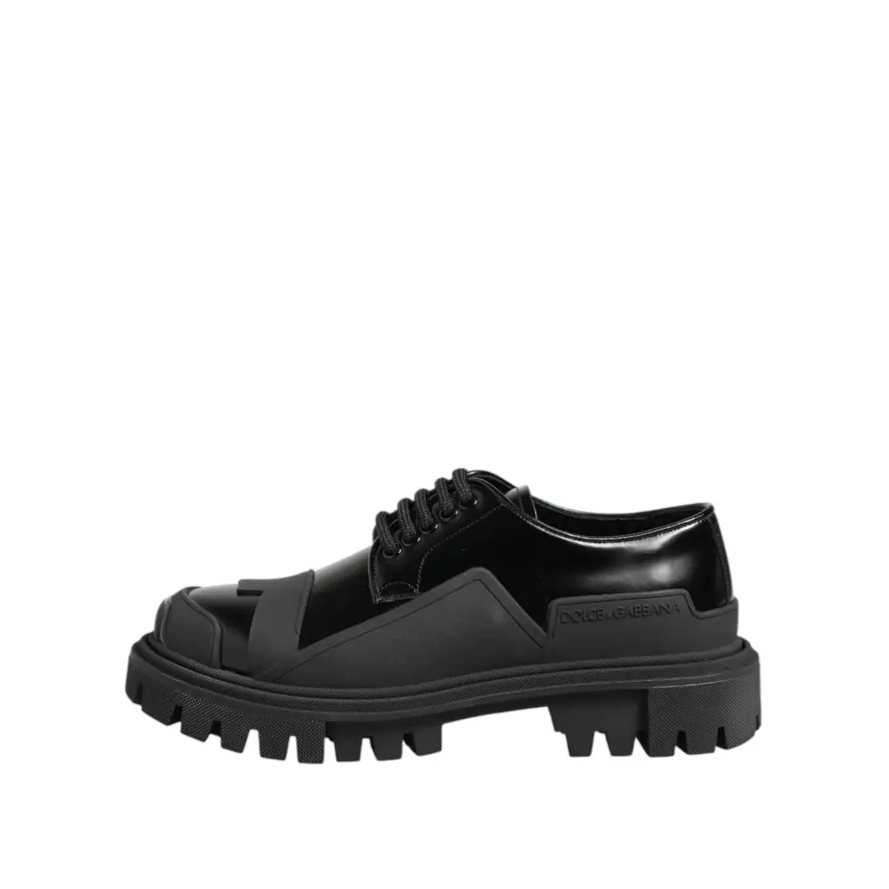 Dolce & Gabbana Trekking-Derby-Schuhe aus schwarzem Lackleder - EU39/US6
