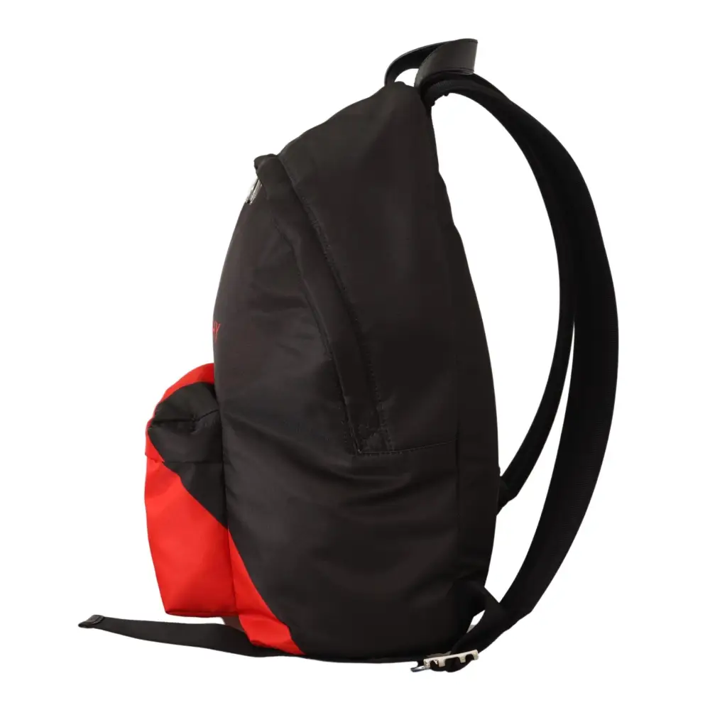 Givenchy Schlanker Urban Backpack in Schwarz und Rot