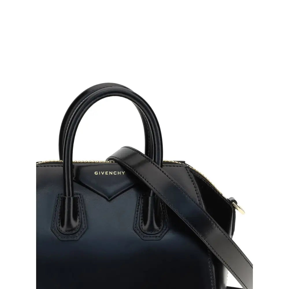 Givenchy Schwarze Handtasche aus Kalbsleder Bos Taurus