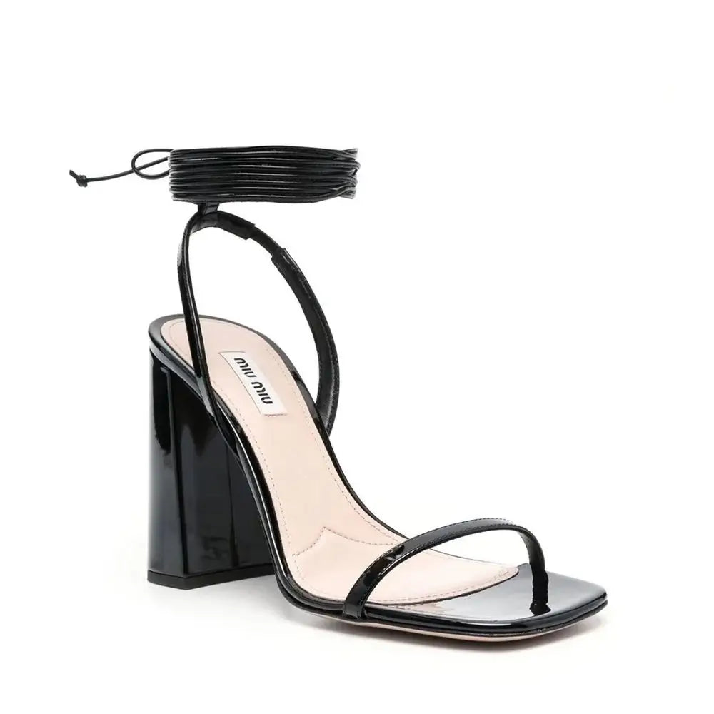 Miu Miu Schwarze Plateau-Sandalen aus Kalbsleder