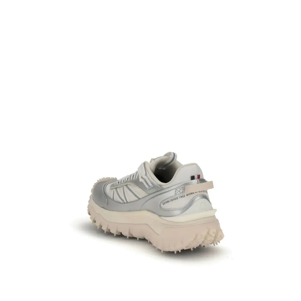 Moncler Sportliche Sneaker aus hellem Kalbsleder Bos Taurus