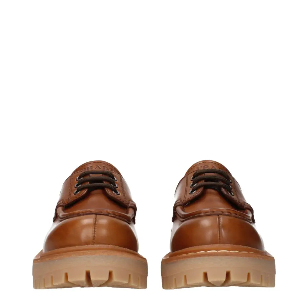 Prada Braune Leder-Oxfords und -Derbies