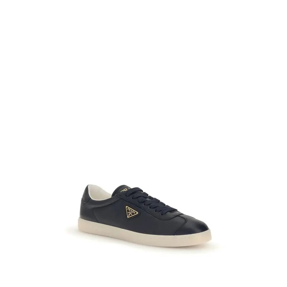 Prada Dunkelblaue Kalbshaut Bos Taurus Sneakers mit niedrigem Schaft