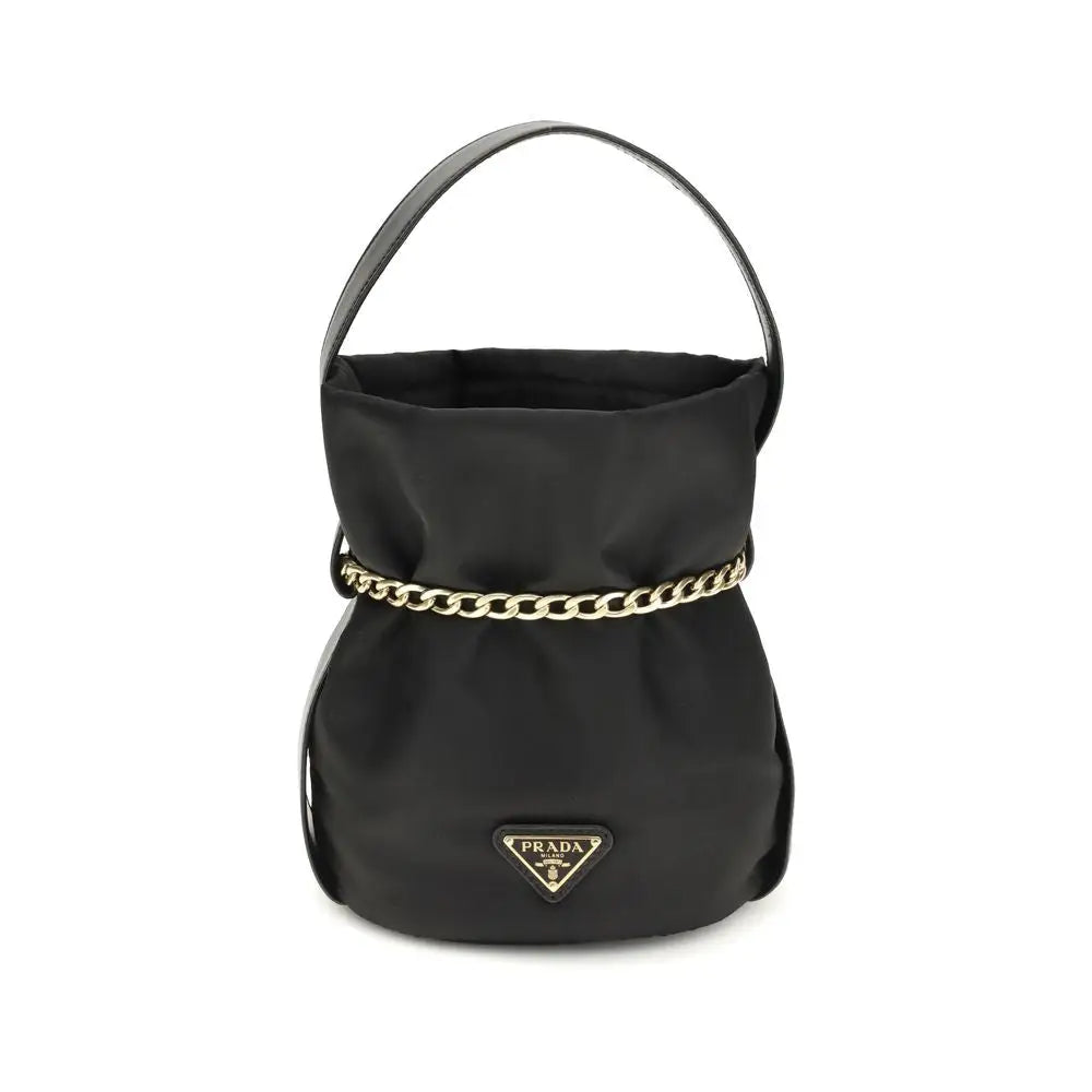 Prada Schwarze Bucket Bag aus recyceltem Polyamid