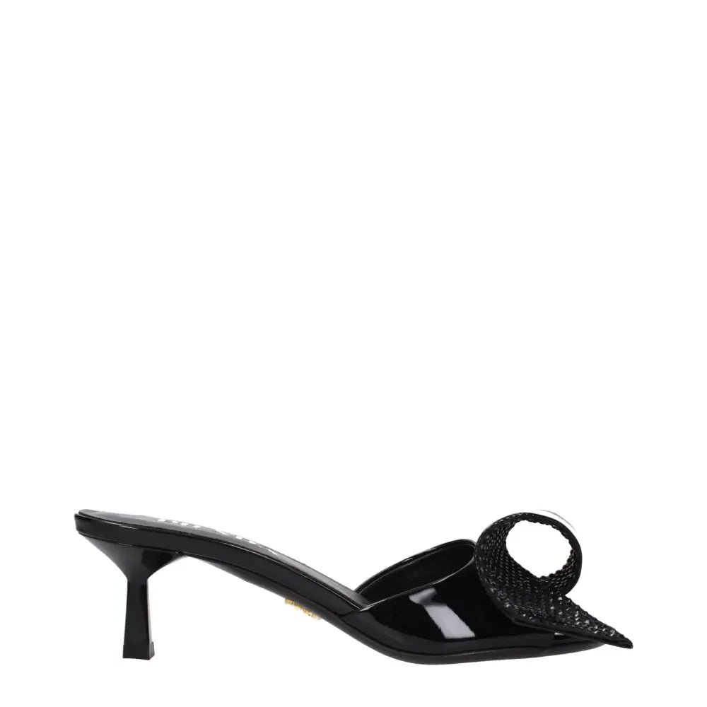 Prada Schwarze Ledersandalen