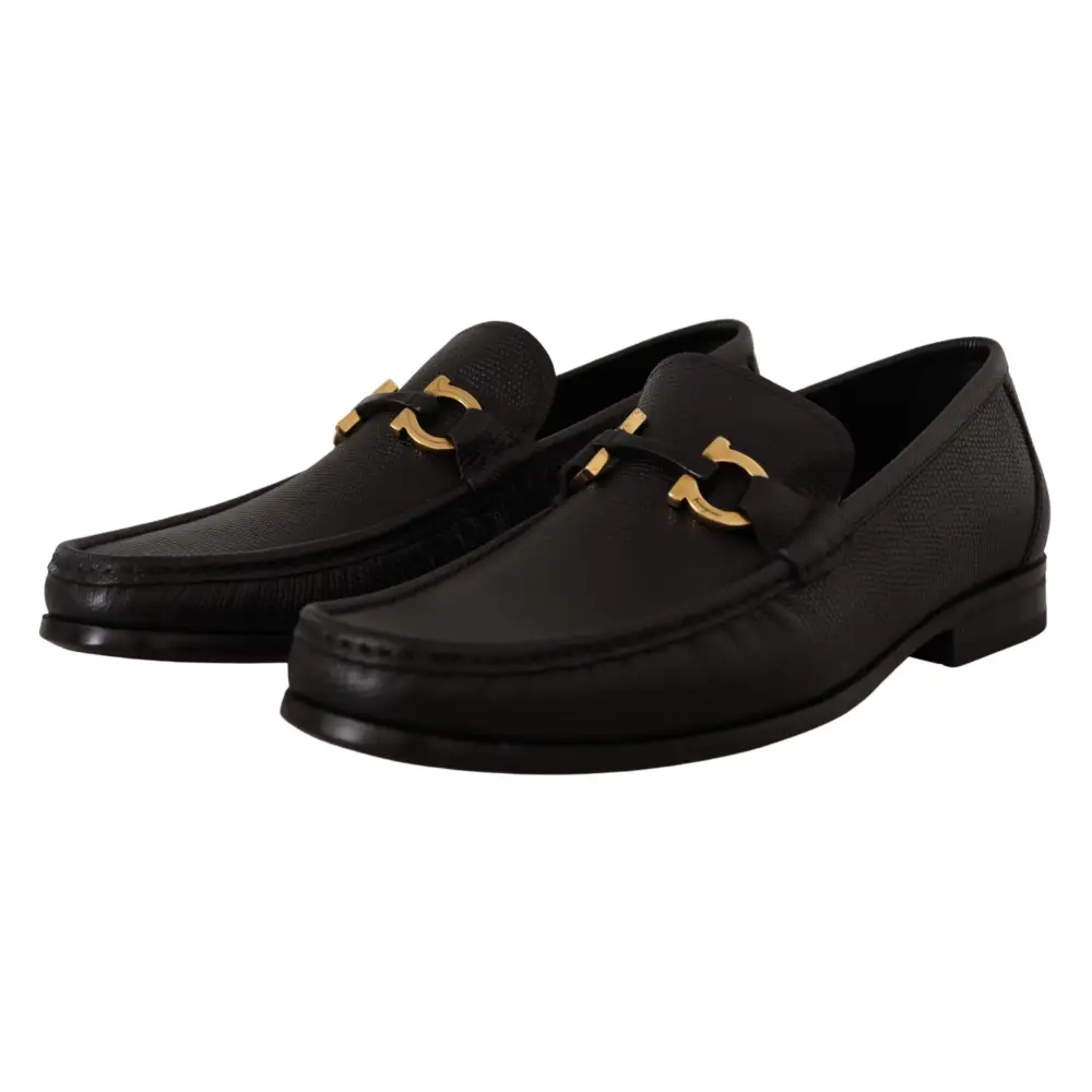 Salvatore Ferragamo Elegante Loafers aus schwarzem Kalbsleder