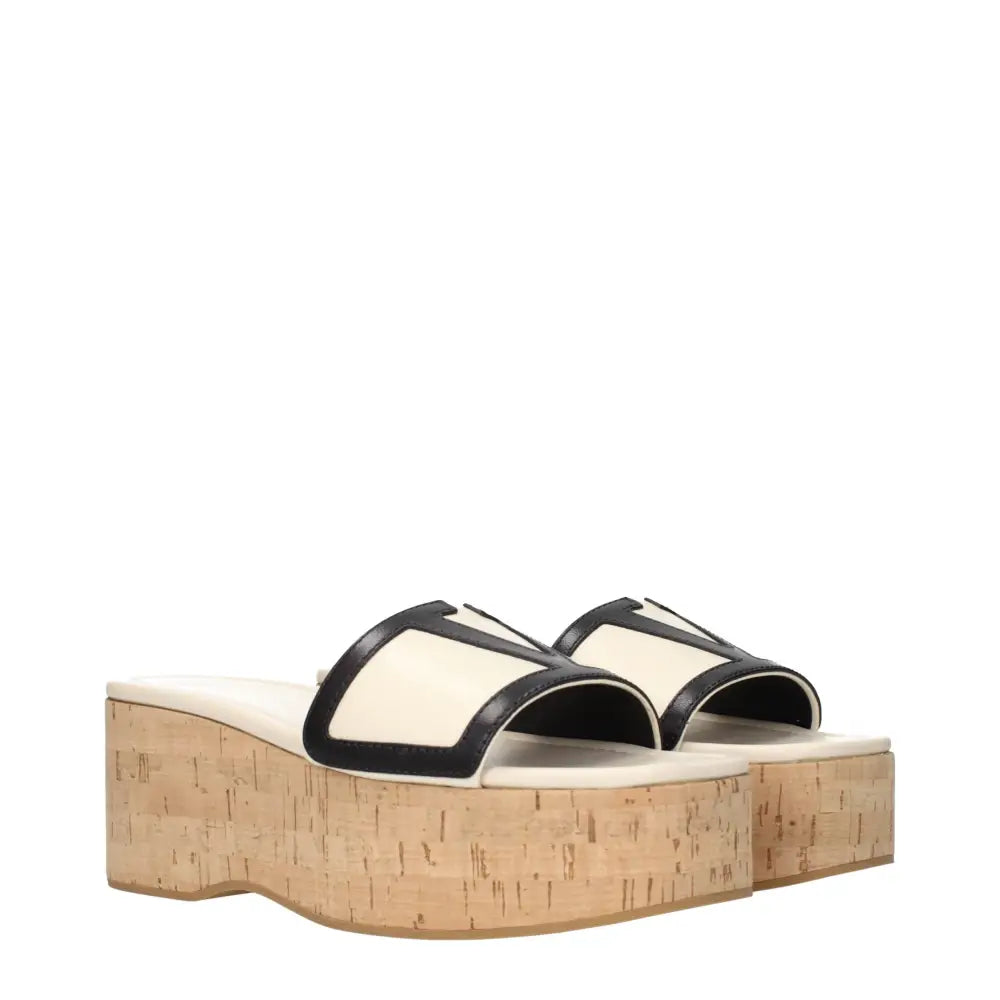 Valentino Garavani Beigefarbene Leder-Keilsandalen