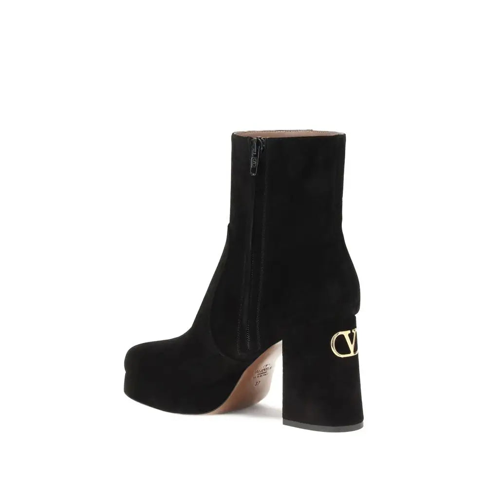 Valentino Garavani Schwarze Ankle Boots aus Kalbsleder Bos Taurus - EU41/US11