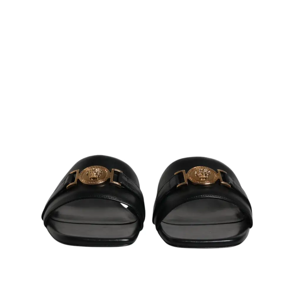 Versace Schwarz Leder Logo Plaque Slip On Slides Flats Schuhe