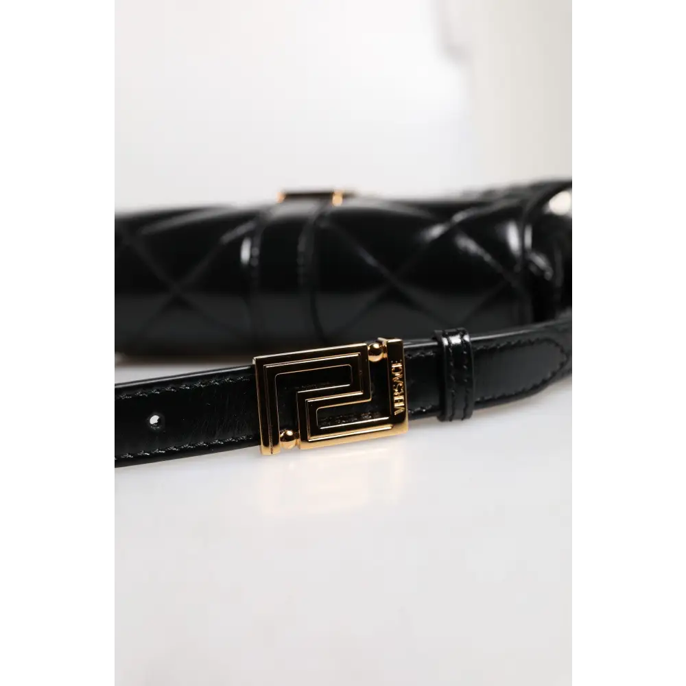 Versace Tasche mit gestepptem Schulterriemen aus schwarzem Kalbsleder